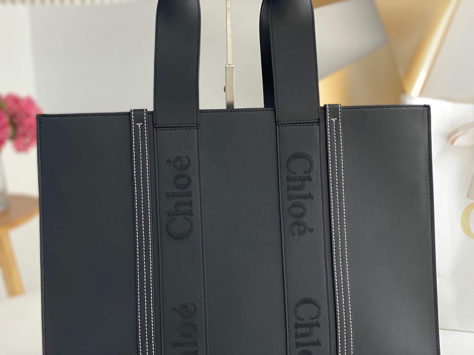 Chloe Large Woody Tote Bag In Black Soft Smooth Calfskin Leather